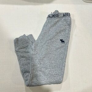 Abercrombie Kids sweatpants